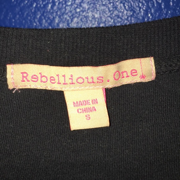 Cropped “Squad” Long Sleeve - Picture 3 of 3